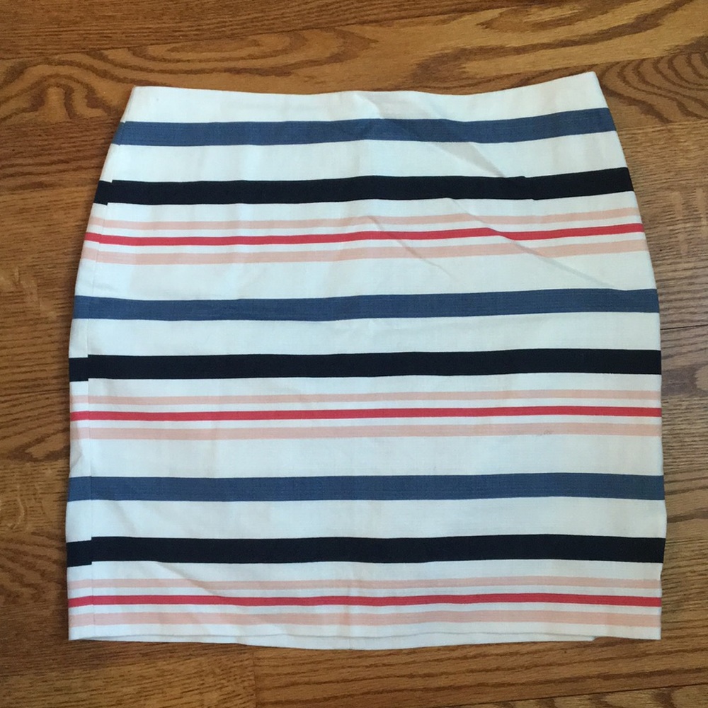 Closet Clear Out! Ann Taylor Size 8 Summer Spring Nautical Dressy Skirt